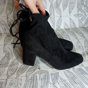 Franco Sarto Suede Pisces Elegant Black Women's Ankle Boots